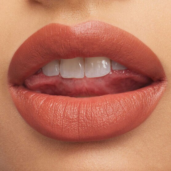 MACXIMAL SILKY MATTE LIPSTICK TAUPE